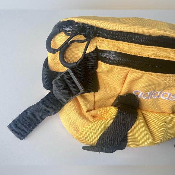NWOT Adidas Fanny pack yellow waterproof - Picture 2 of 12